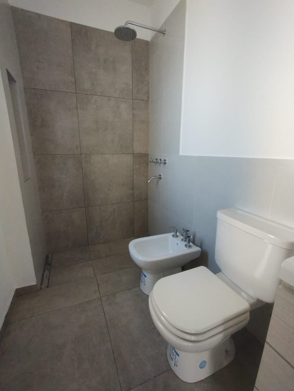 Duplex en MANANTIALES 2. (opción de 3 y 4 dormitorios)