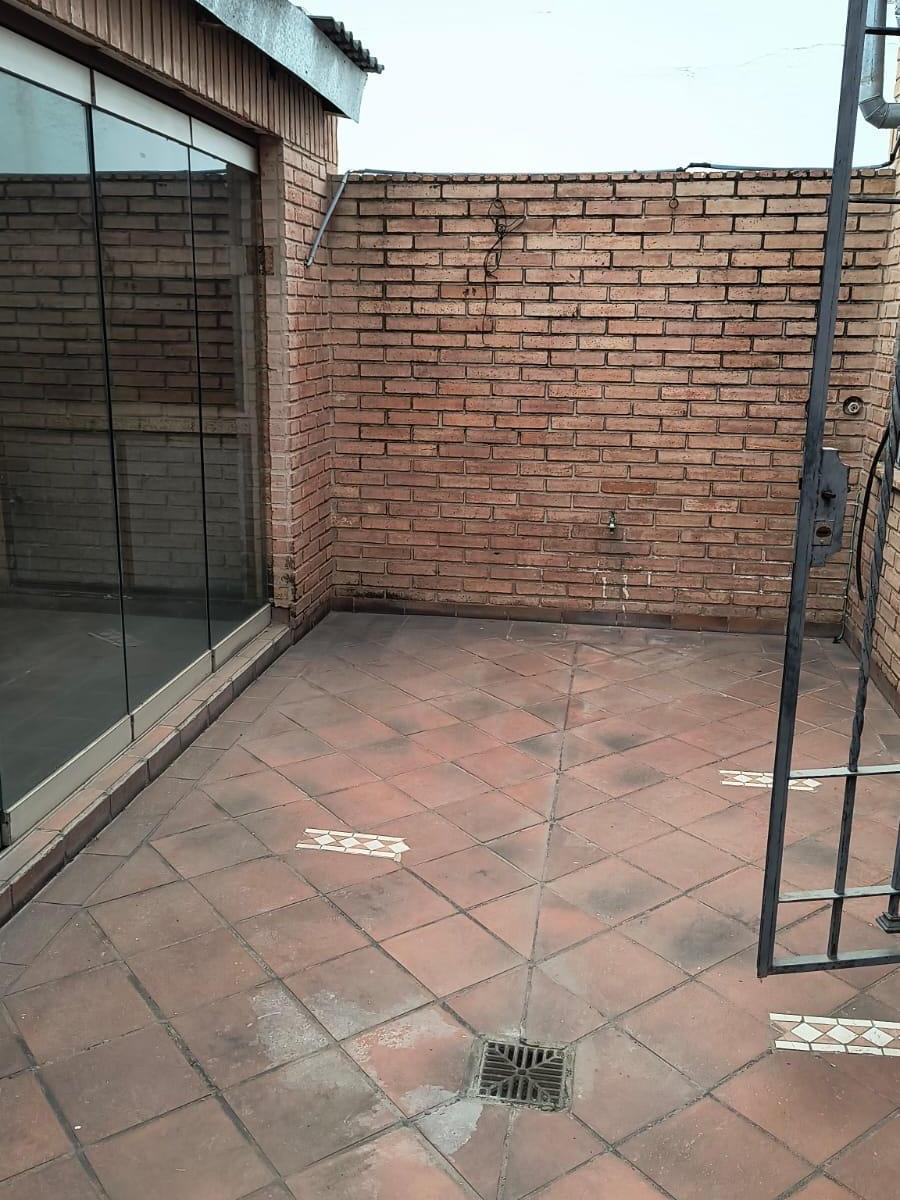 Colon: Asturias al 1800 casa de 3 dor muy buen estado