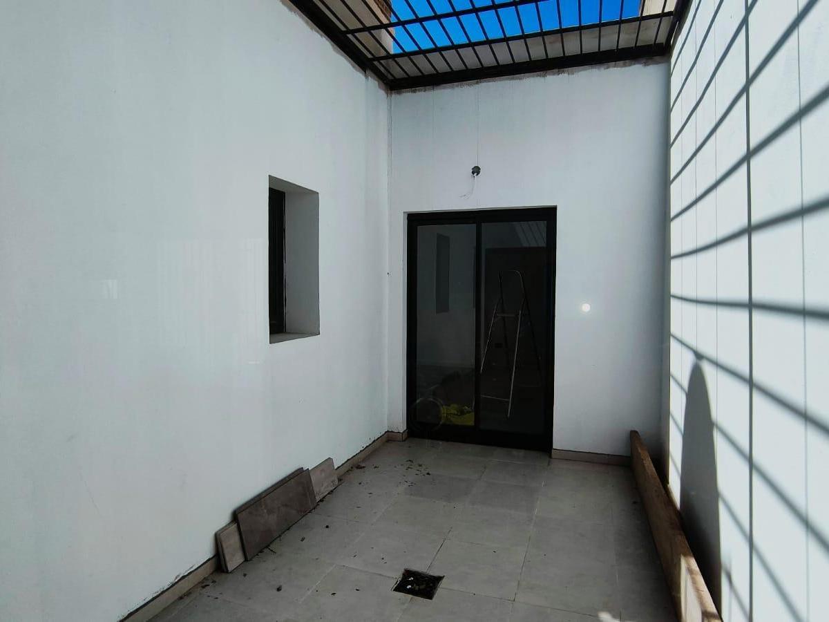 ARGUELLO: ZONA COLEGIOS 3 DOR C PILETA COCHERA TRIPLE CASA AMPLIA