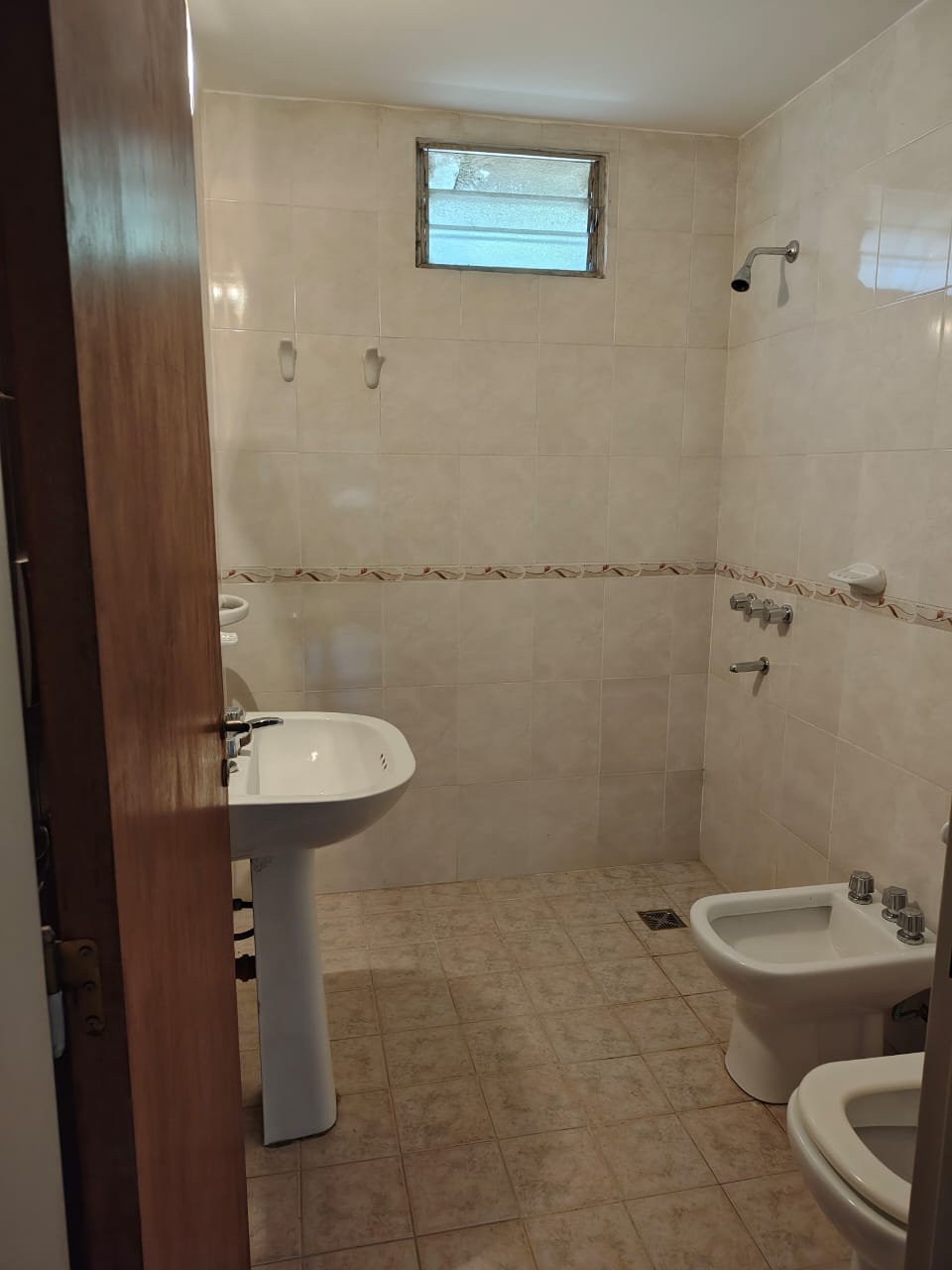 IMPORTANTE PROPIEDAD EN VENTA  BCRISOL SUR