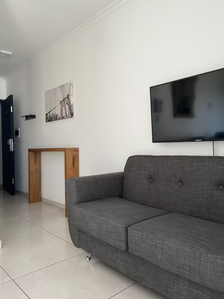 VENTA - DEPARTAMENTO AMOBLADO EN BARRIO GENERAL PAZ CON ESCRITURA
