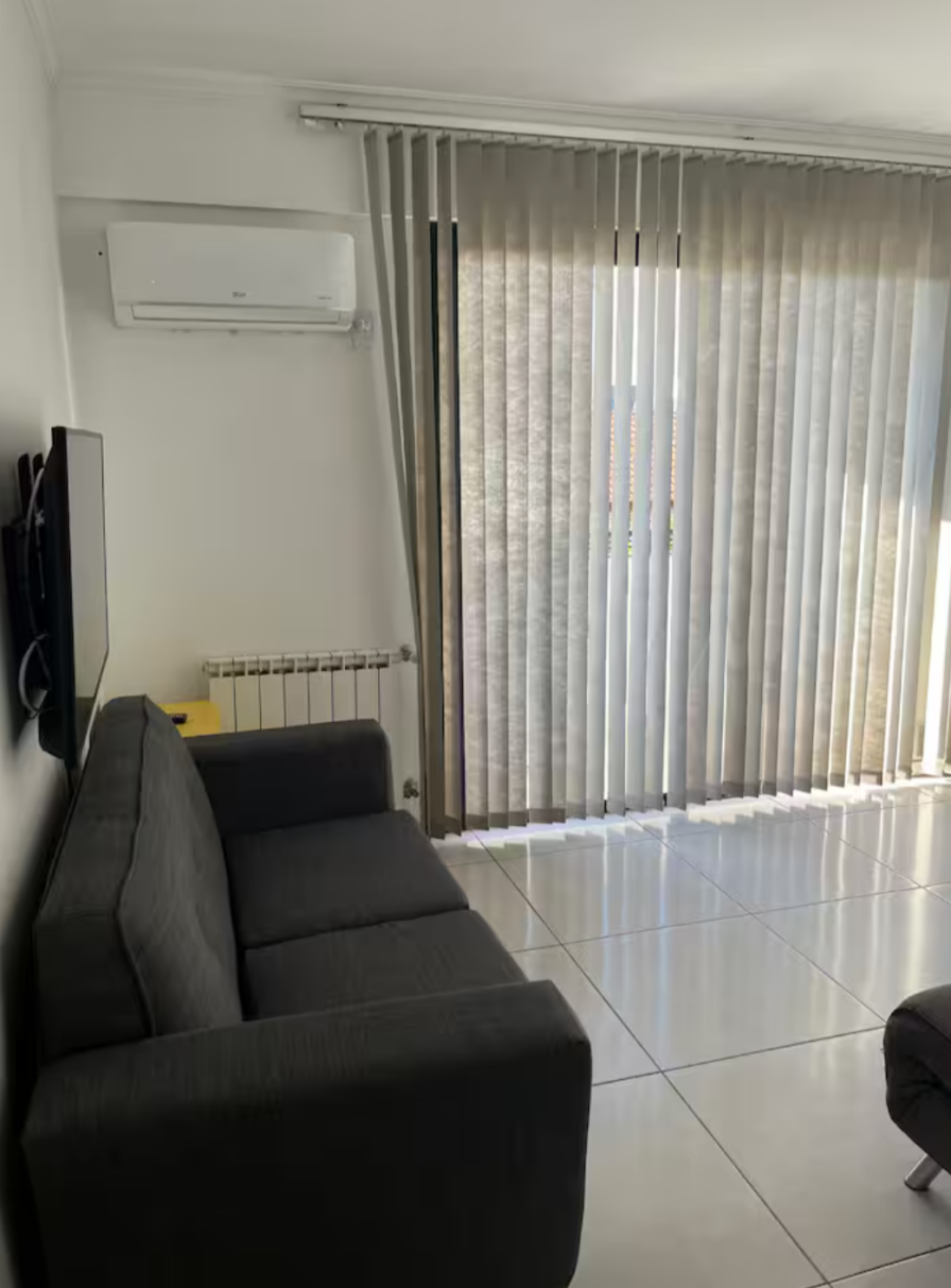 VENTA - DEPARTAMENTO AMOBLADO EN BARRIO GENERAL PAZ CON ESCRITURA