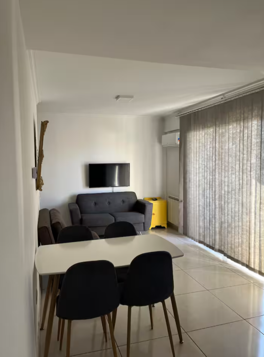 VENTA - DEPARTAMENTO AMOBLADO EN BARRIO GENERAL PAZ CON ESCRITURA