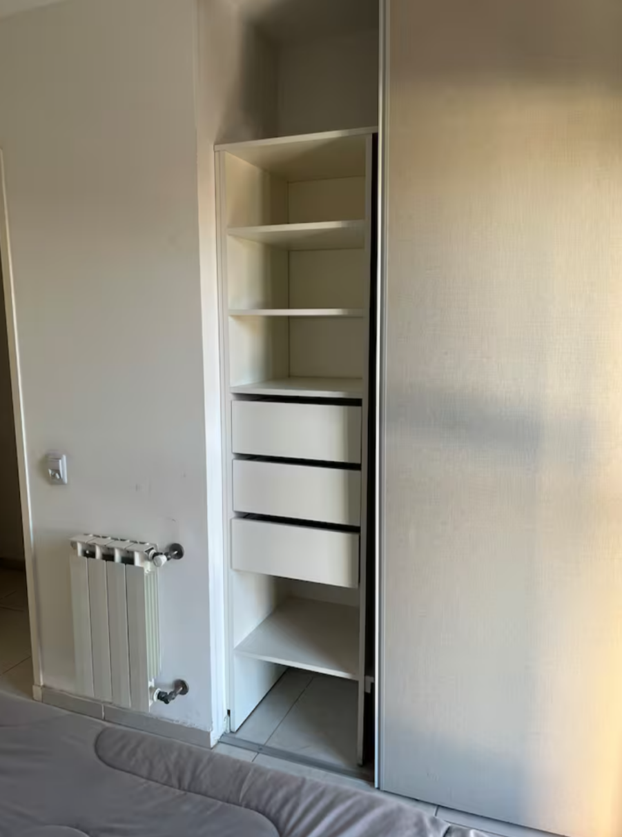 VENTA - DEPARTAMENTO AMOBLADO EN BARRIO GENERAL PAZ CON ESCRITURA