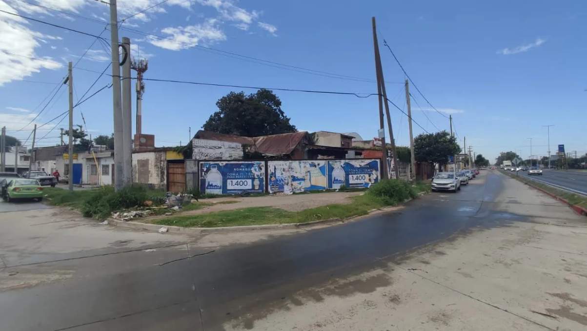 Aviso de Venta - Lote Comercial en Esquina - 600 m - Villa El Libertador
