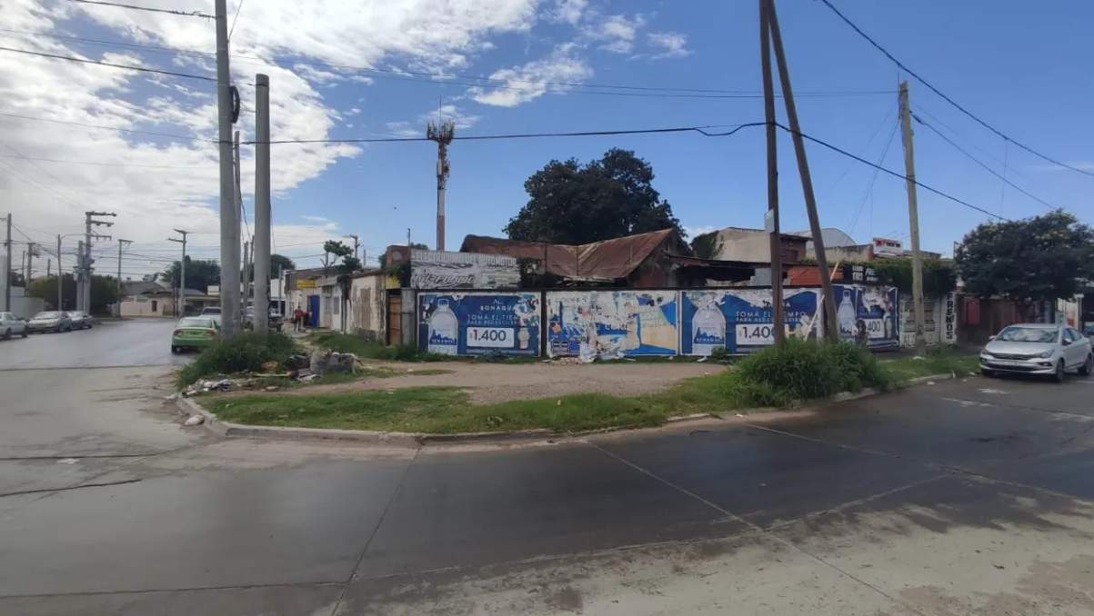 Aviso de Venta - Lote Comercial en Esquina - 600 m - Villa El Libertador