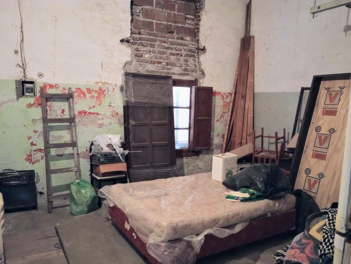 OPORTUNIDAD! SE VENDE CASONA EN CORONEL BAIGORRIA, 3 DORMITORIOS