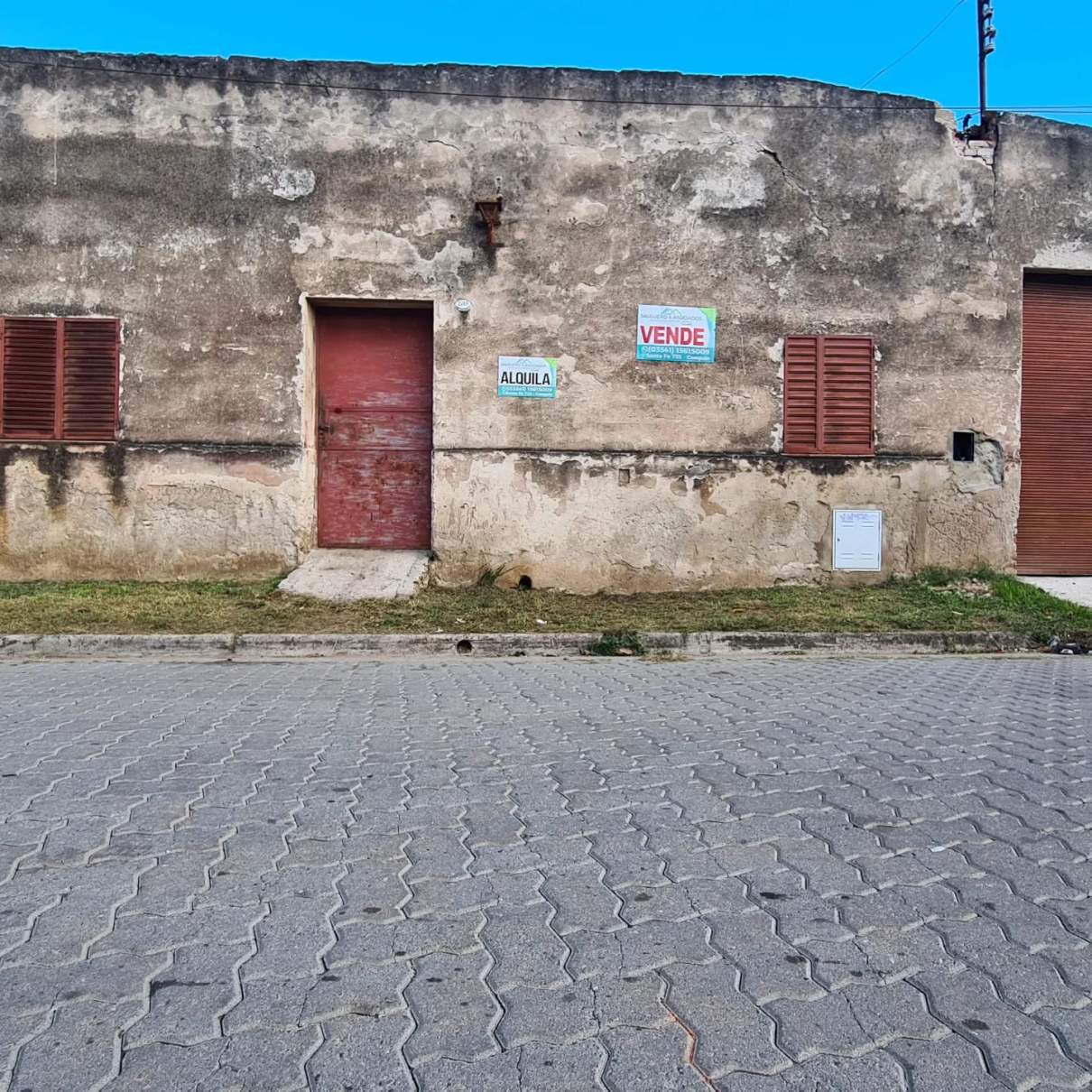 SE VENDE CASA CON GALPON AMPLIO