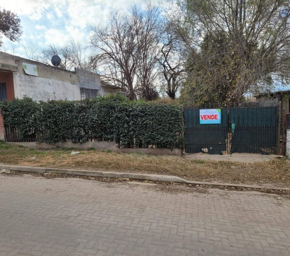 SE VENDE TERRENO EN COSQUIN