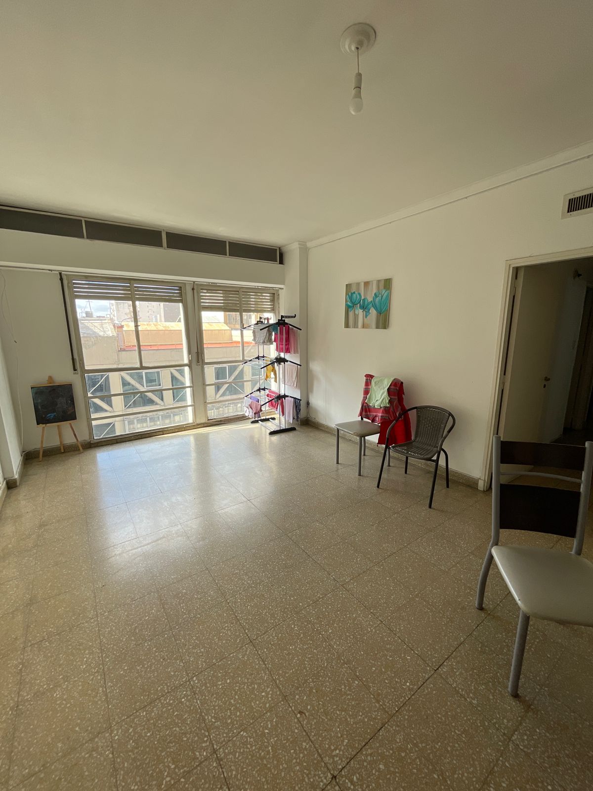 Amplio Depto De 3 Dormitorios Centro De Córdoba