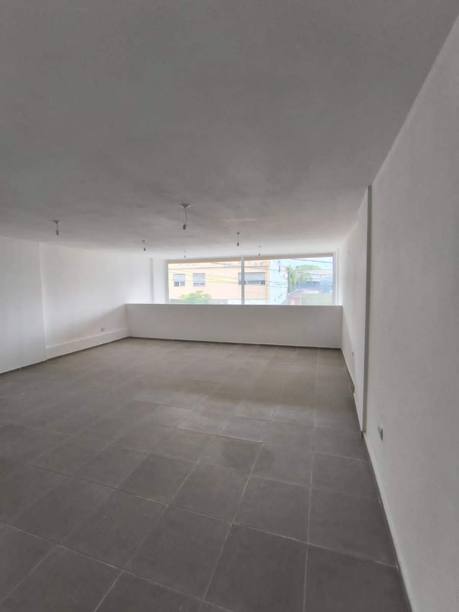 VENTA DE LOCAL COMERCIAL A ESTRENAR, ALBERDI