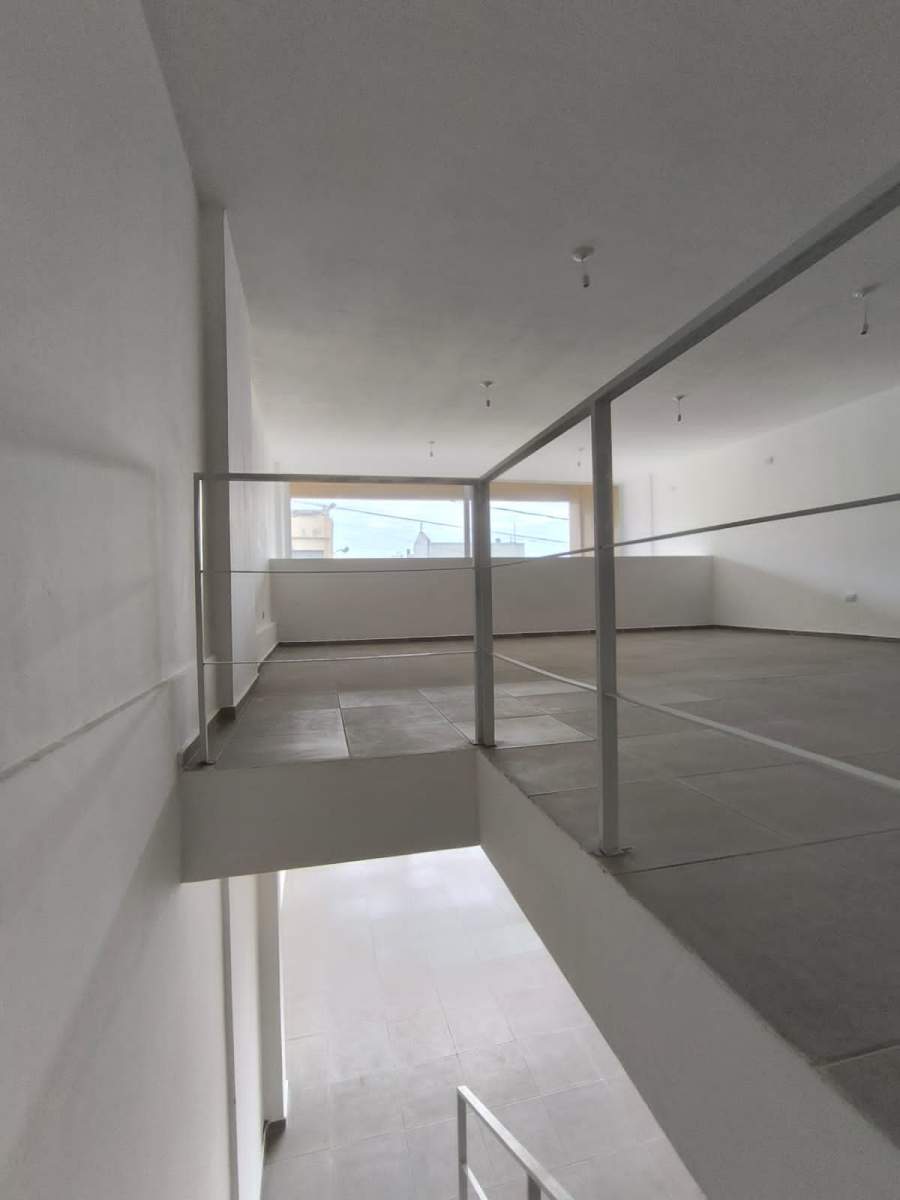 VENTA DE LOCAL COMERCIAL A ESTRENAR, ALBERDI