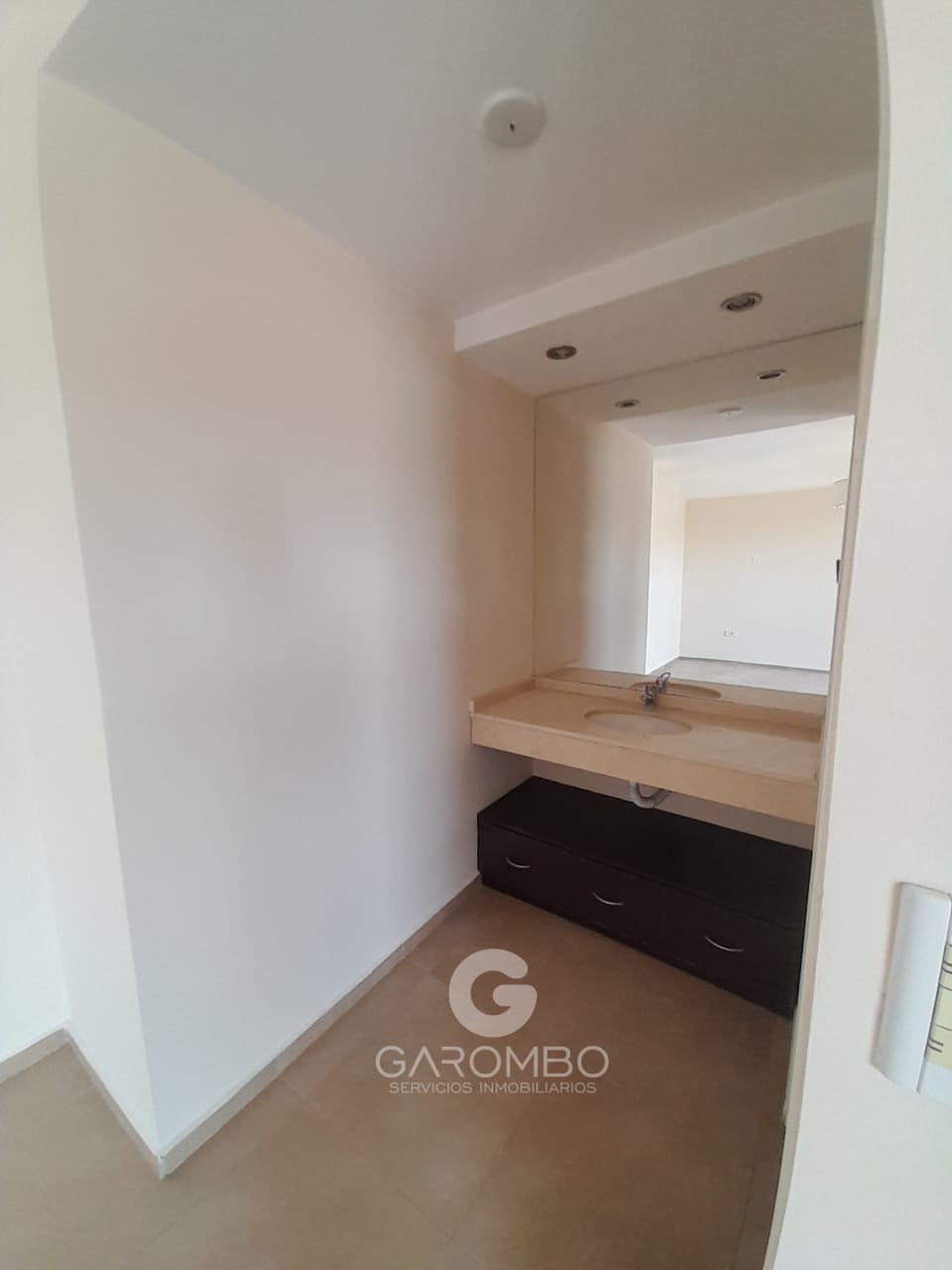 Departamento de 3 dormitorios en venta - Macrocentro