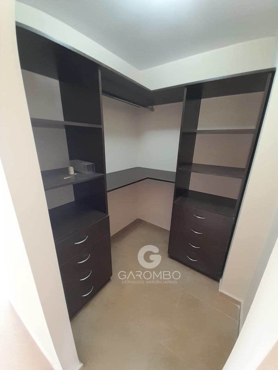 Departamento de 3 dormitorios en venta - Macrocentro