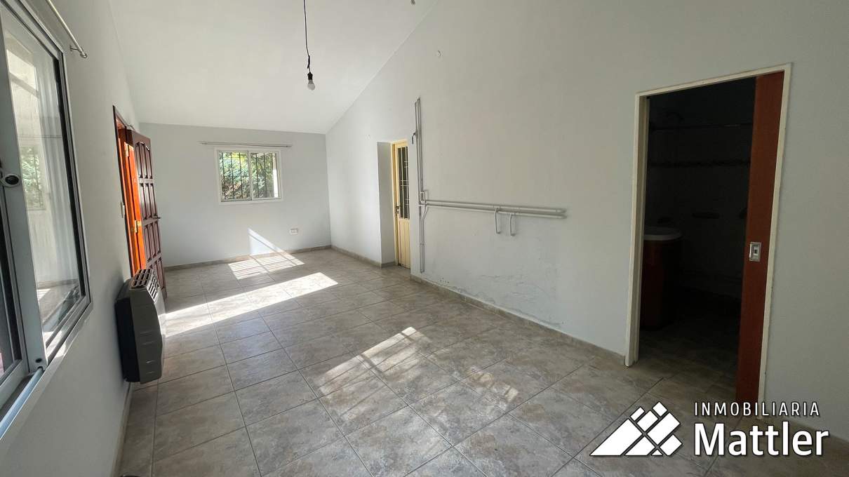 VENTA DE CASA DE 3 AMBIENTES 151 MTS2 BARRIO LUDWIG