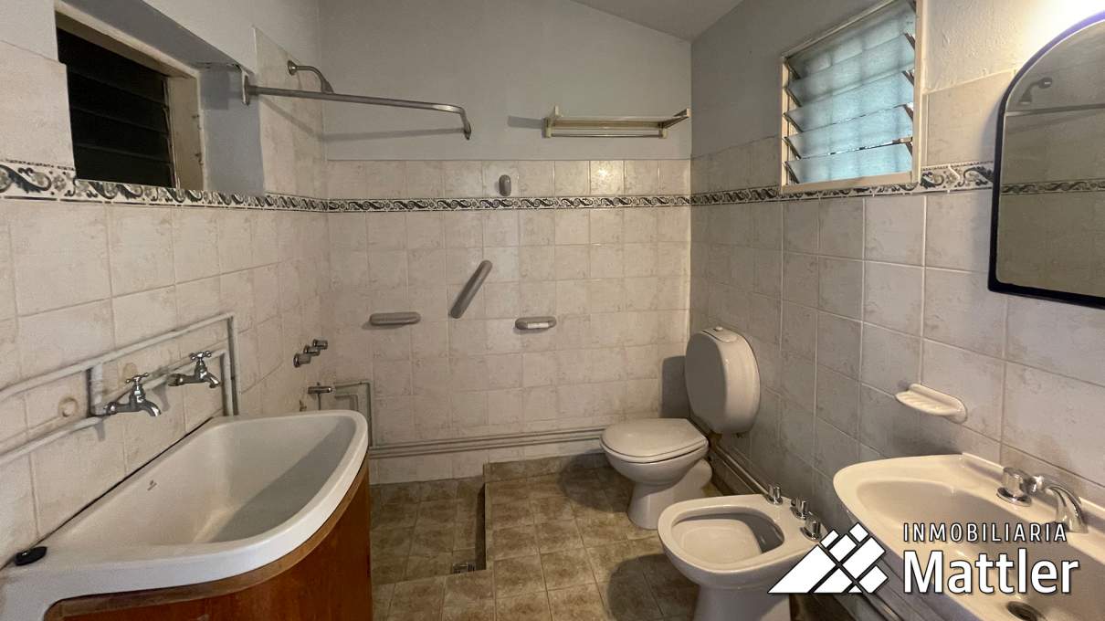 VENTA DE CASA DE 3 AMBIENTES 151 MTS2 BARRIO LUDWIG