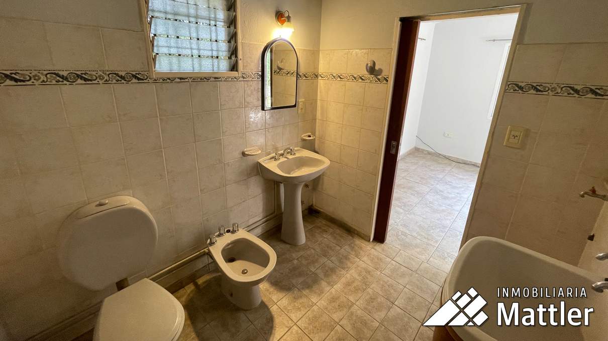 VENTA DE CASA DE 3 AMBIENTES 151 MTS2 BARRIO LUDWIG