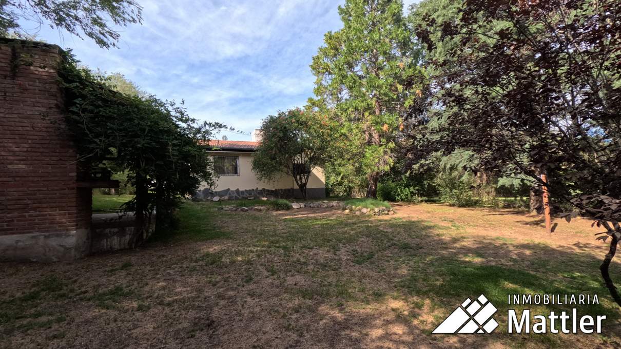 VENTA DE CASA DE 3 AMBIENTES 151 MTS2 BARRIO LUDWIG