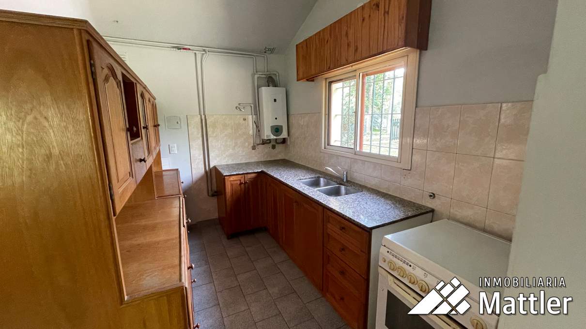 VENTA DE CASA DE 3 AMBIENTES 151 MTS2 BARRIO LUDWIG