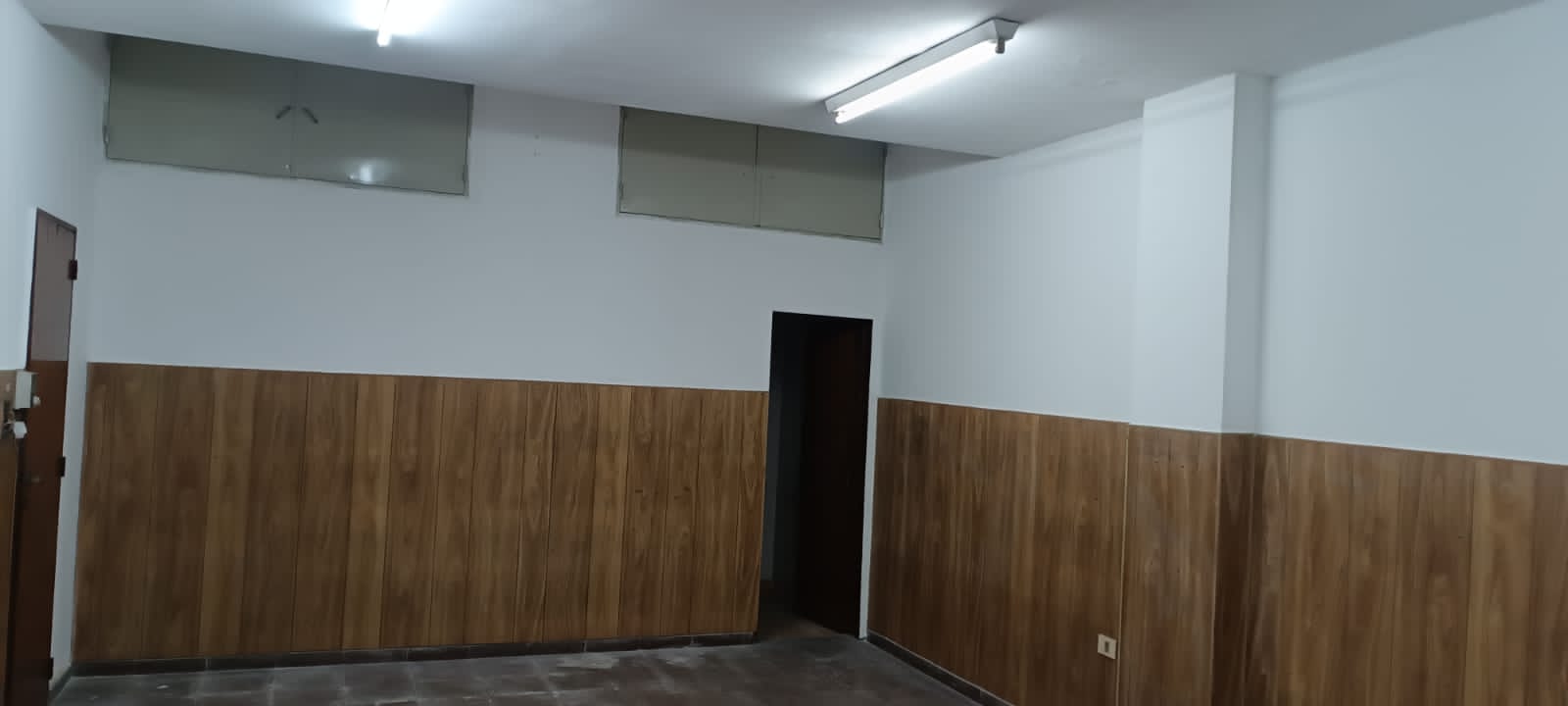 LOCAL COMERCIAL EN ALQUILER - JUAN B JUSTO 3000