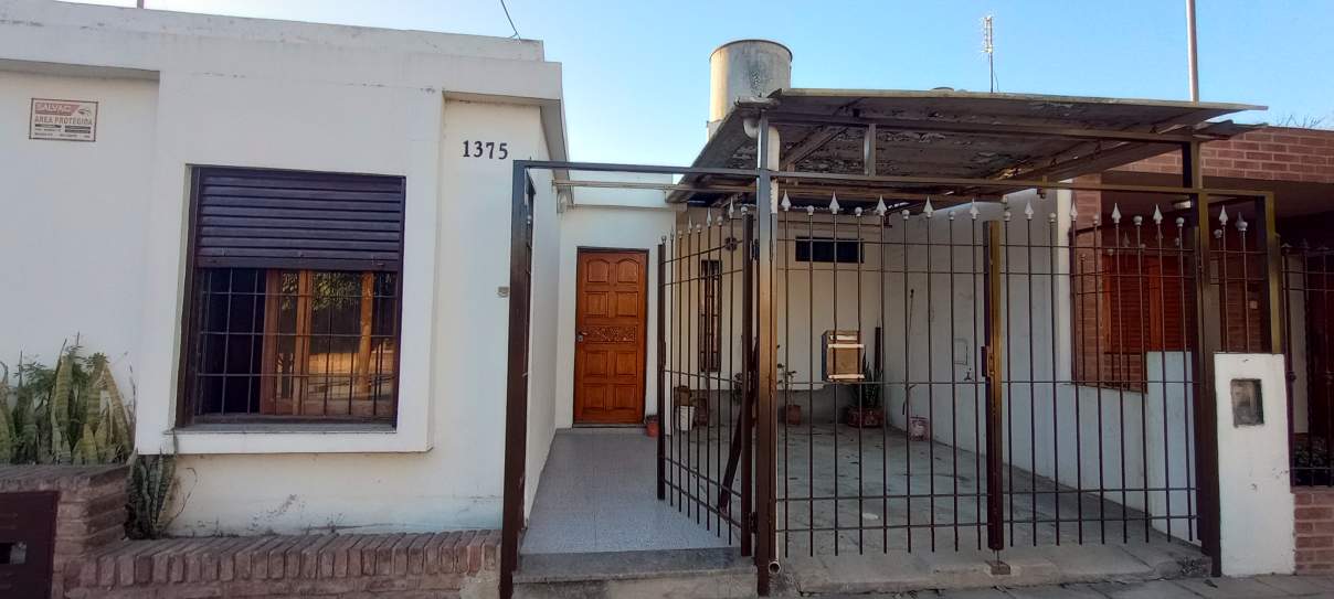 VENTA CASA  DPTO EL TREBOL