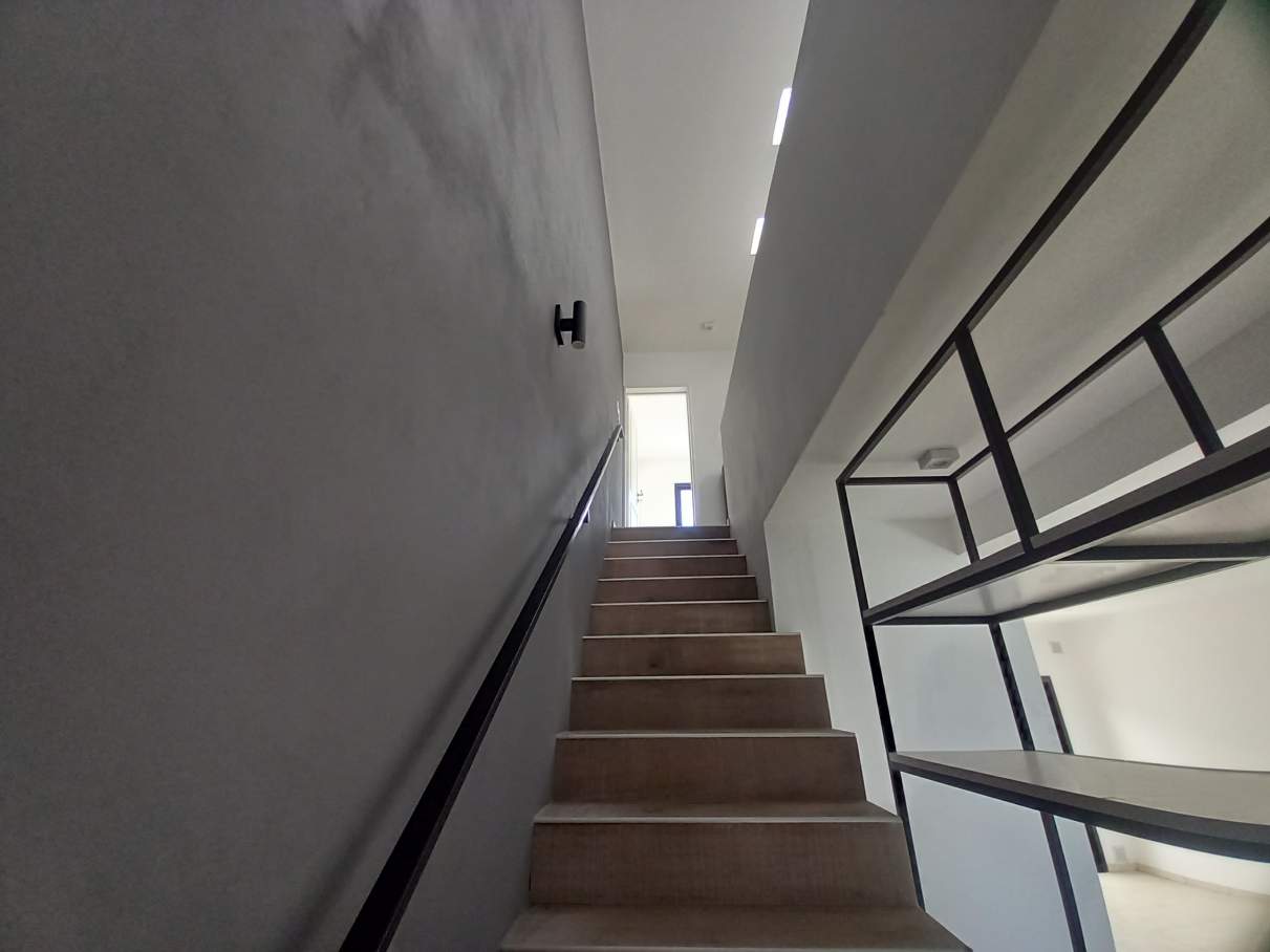 Venta Duplex 3 dorm Quebradas de Manantiales a Estrenar