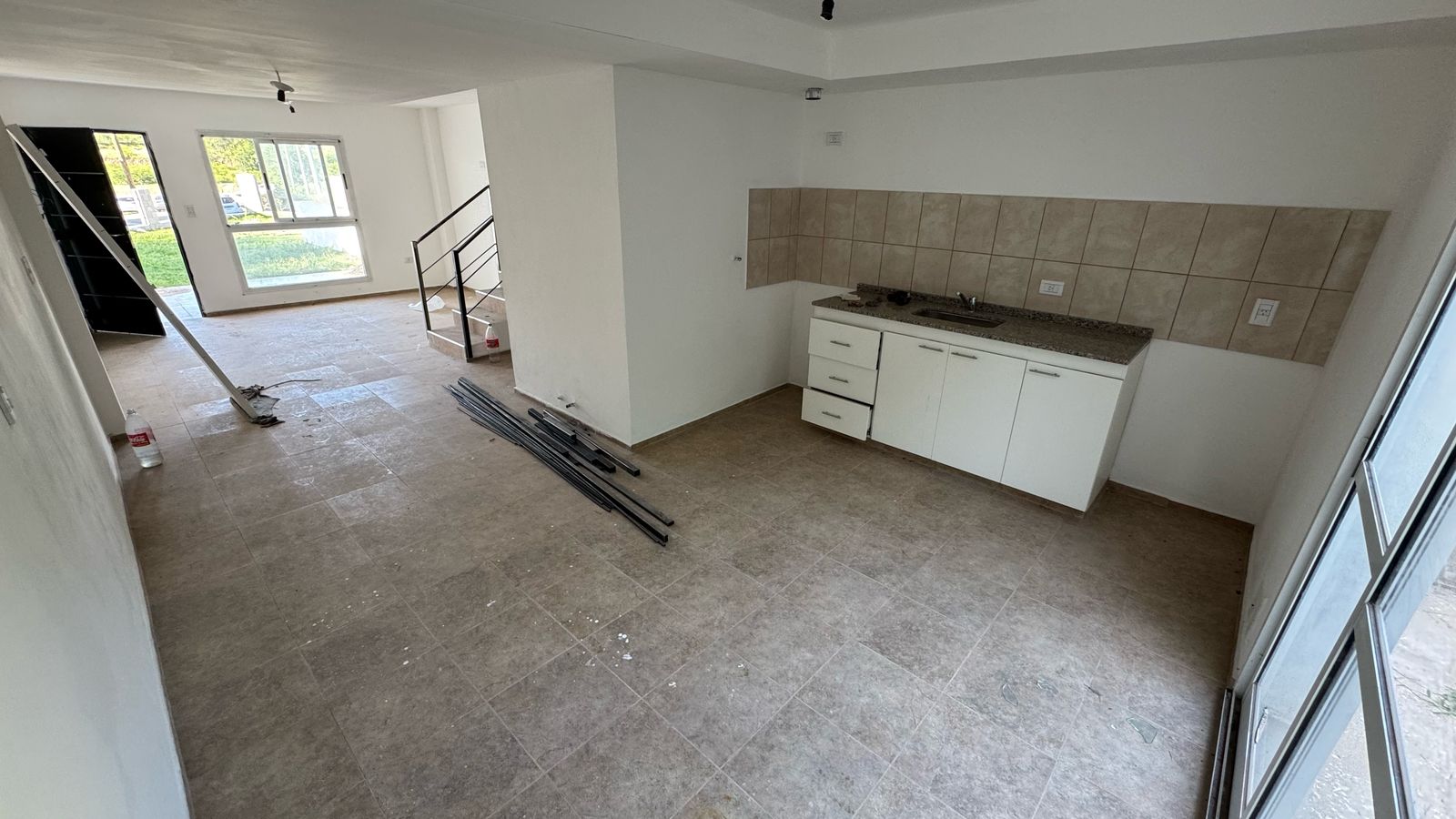 DUPLEX ALQUILER 2 DORMITORIOS  3 baños CUESTA COLORADA LA CALERA