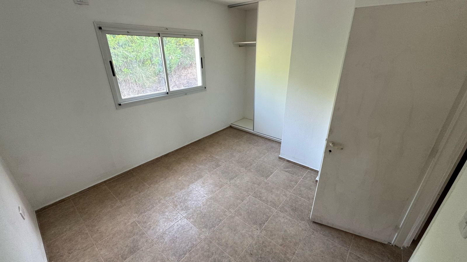 DUPLEX ALQUILER 2 DORMITORIOS  3 baños CUESTA COLORADA LA CALERA