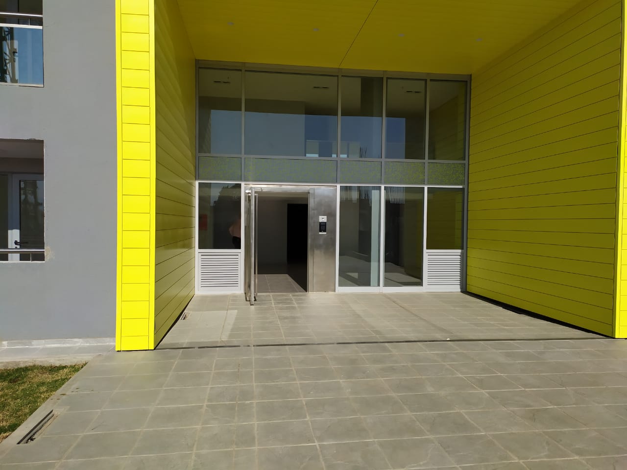 Alquiler depto 1 dorm CCOCHERA -