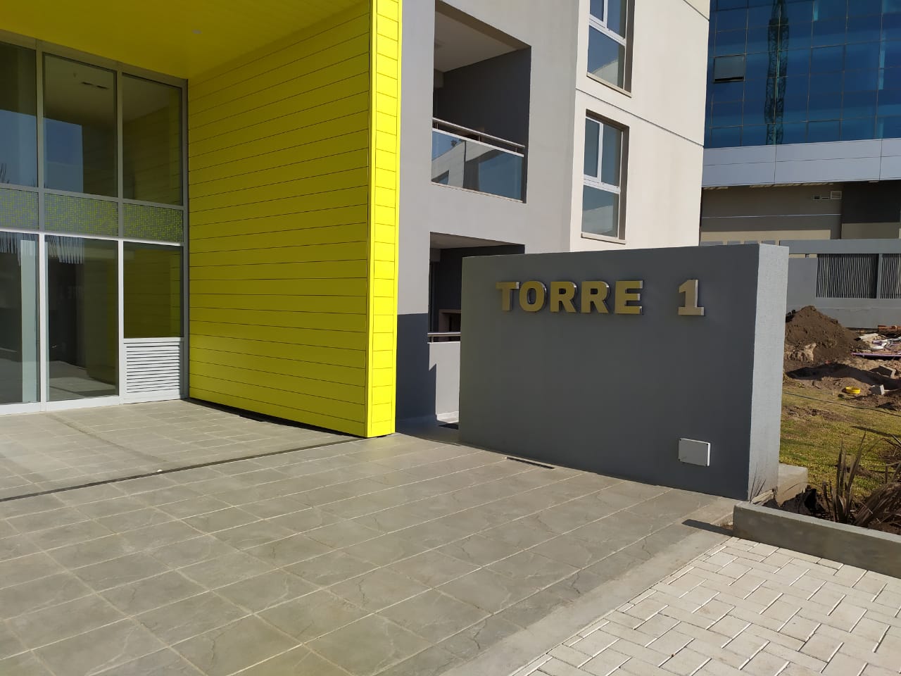 Alquiler depto 1 dorm CCOCHERA -