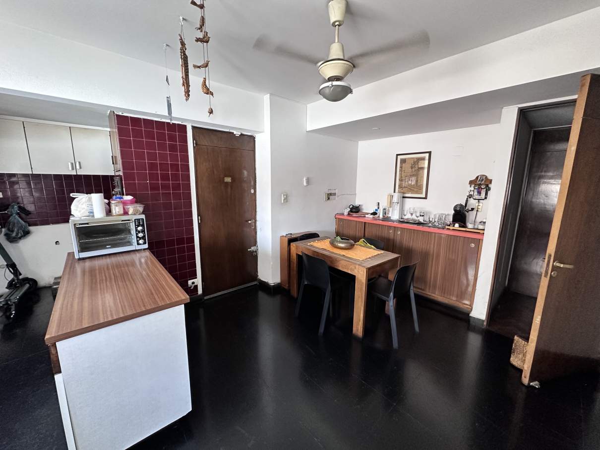 Departamento de 4 dormitorios en venta en el Centro - Av. Colón y La Cañada