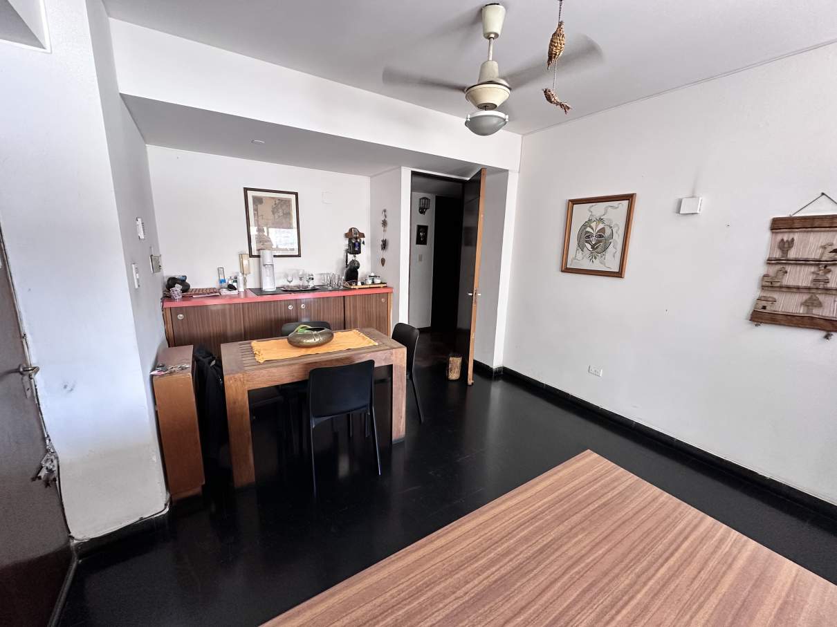 Departamento de 4 dormitorios en venta en el Centro - Av. Colón y La Cañada