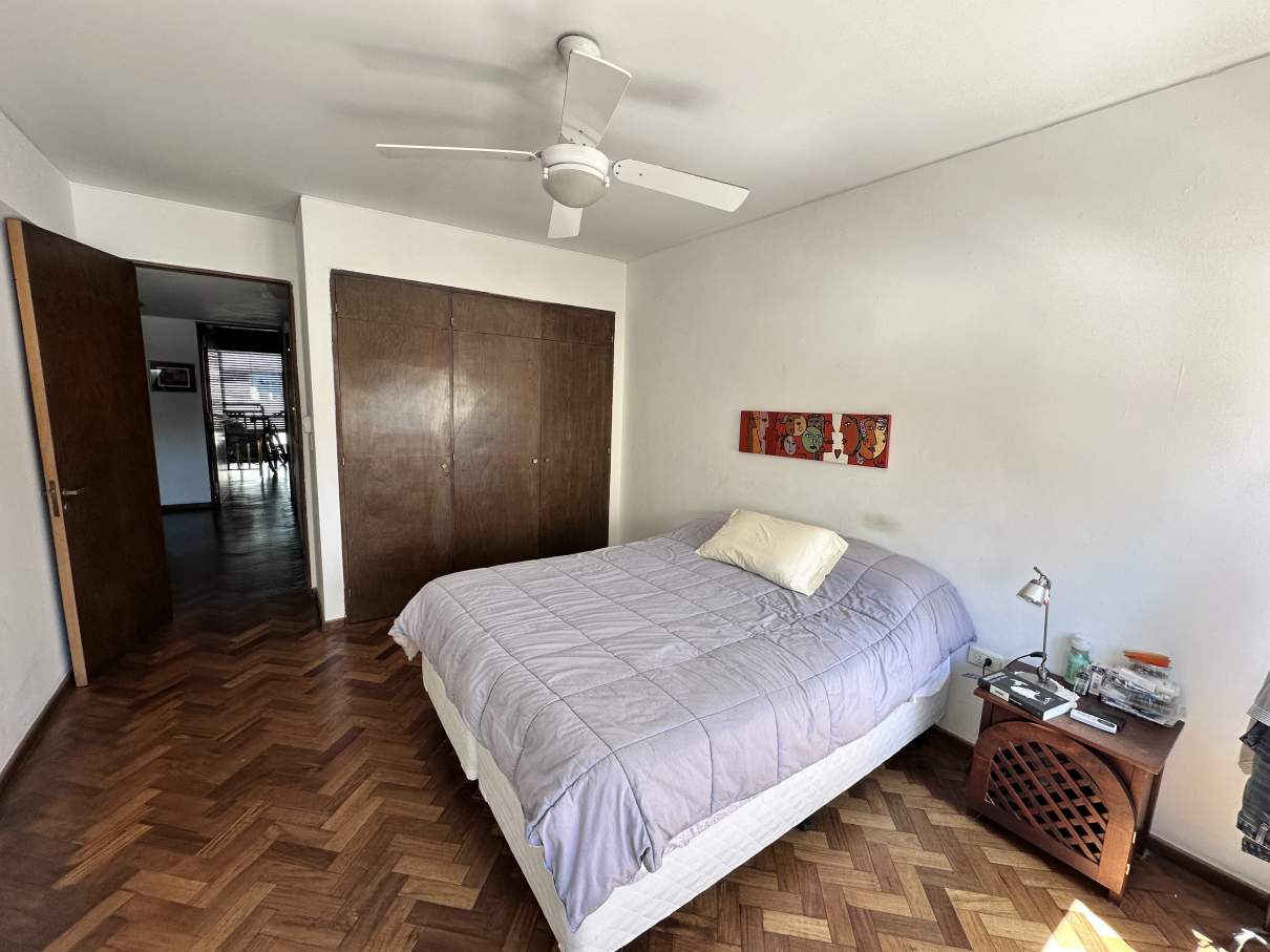 Departamento de 4 dormitorios en venta en el Centro - Av. Colón y La Cañada