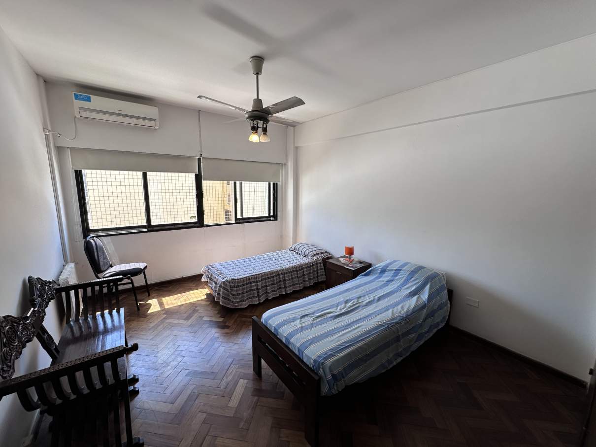 Departamento de 4 dormitorios en venta en el Centro - Av. Colón y La Cañada