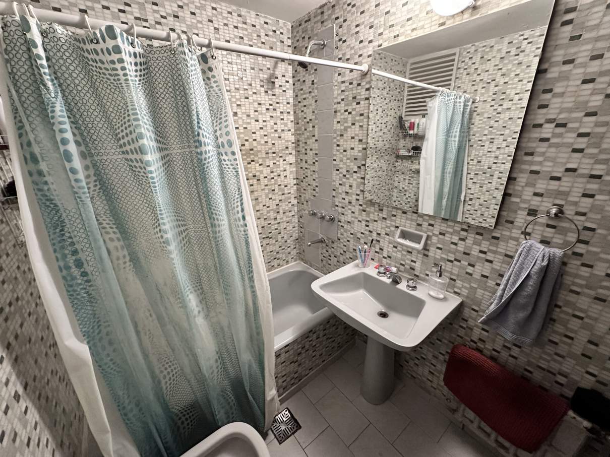 Departamento de 4 dormitorios en venta en el Centro - Av. Colón y La Cañada
