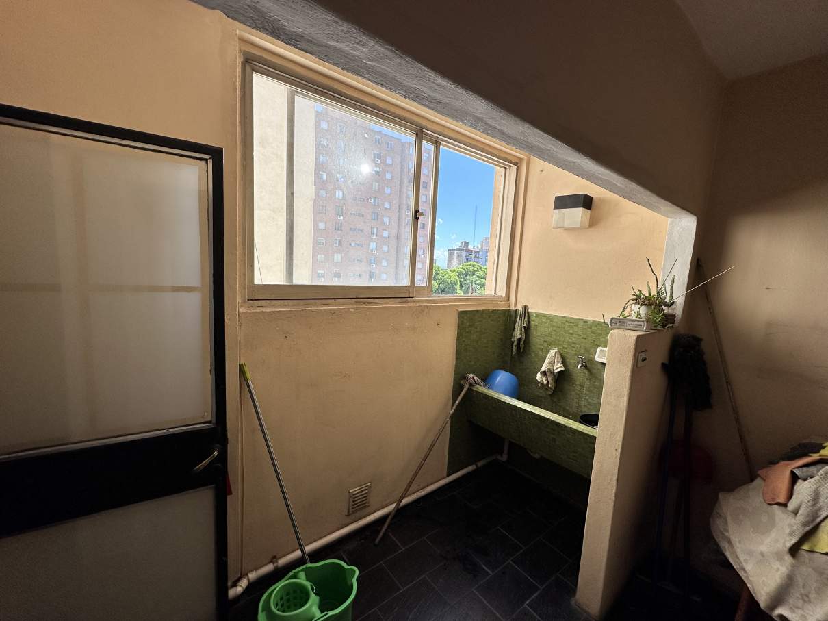 Departamento de 4 dormitorios en venta en el Centro - Av. Colón y La Cañada