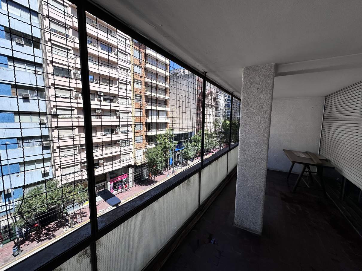 Departamento de 4 dormitorios en venta en el Centro - Av. Colón y La Cañada
