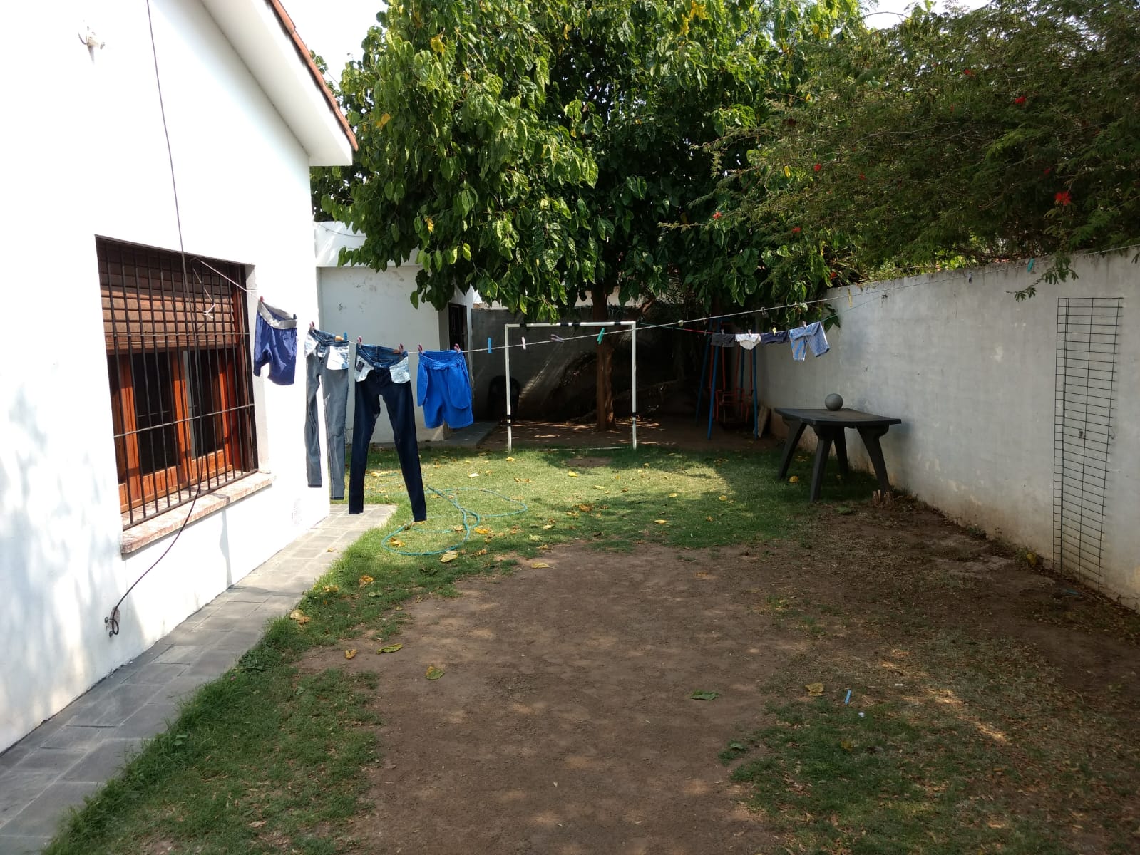 Tu Hogar Ideal en Cerro de Las Rozas: Amplia Casa de 3 Dormitorios