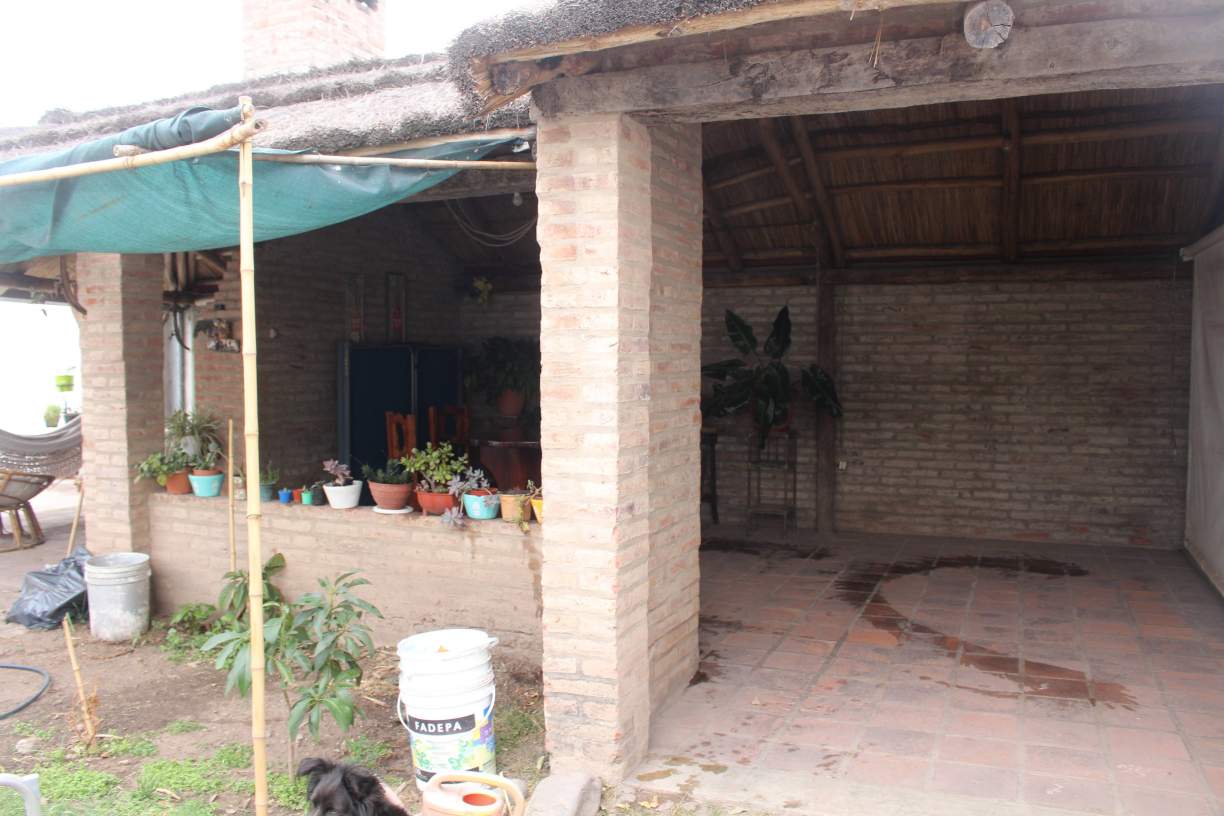 ARGUELLO CASA ESTILO COLONIAL CON PILETA.