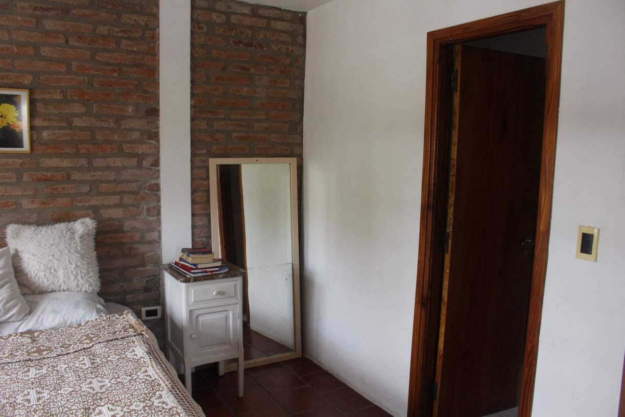 ARGUELLO CASA ESTILO COLONIAL CON PILETA.