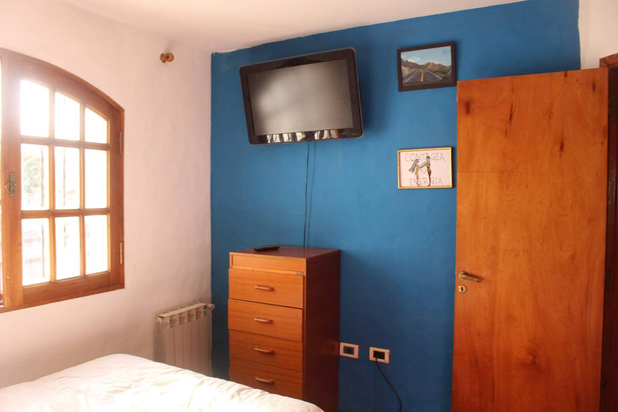 ARGUELLO CASA ESTILO COLONIAL CON PILETA.