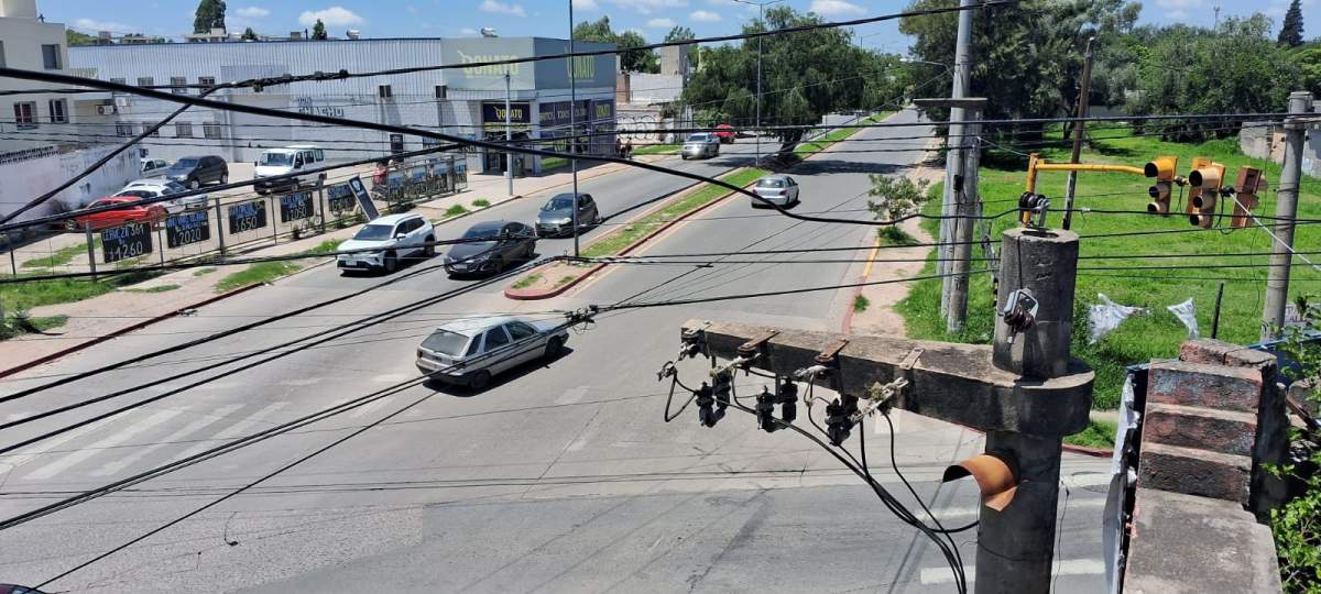 CASA EN VENTA - DONATO ALVAREZ ARGUELLO