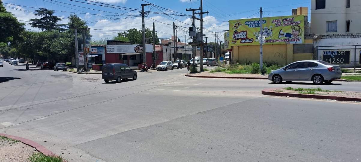 CASA EN VENTA - DONATO ALVAREZ ARGUELLO