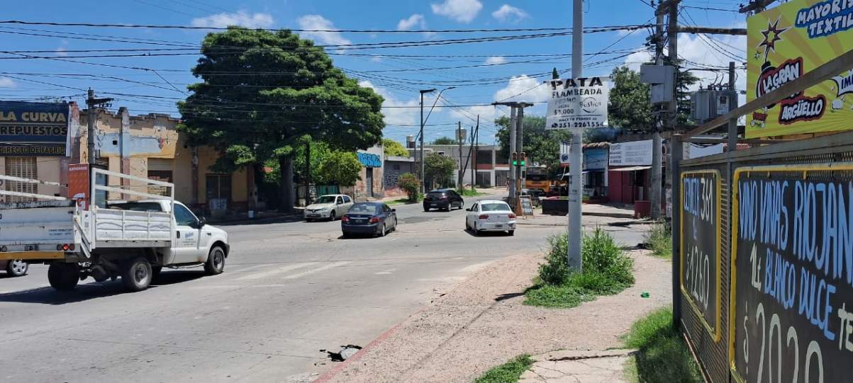 CASA EN VENTA - DONATO ALVAREZ ARGUELLO