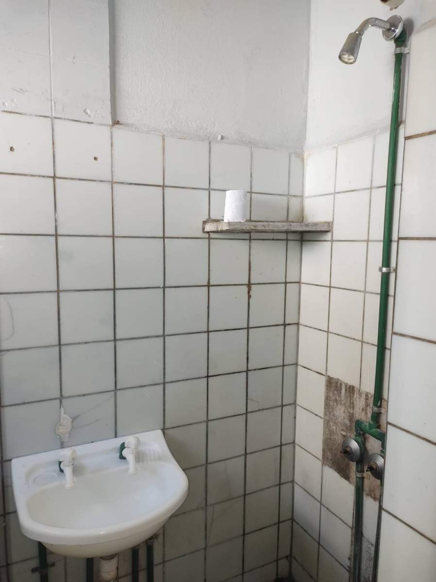 CASA EN VENTA B AVELLANEDA