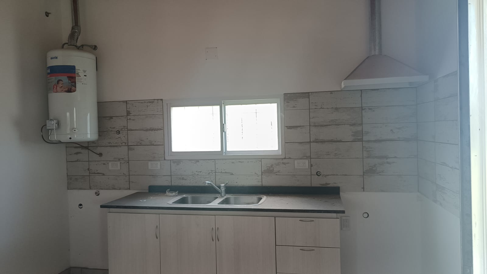 Casa en ALQUILER PERMANENTE en LOS REARTES