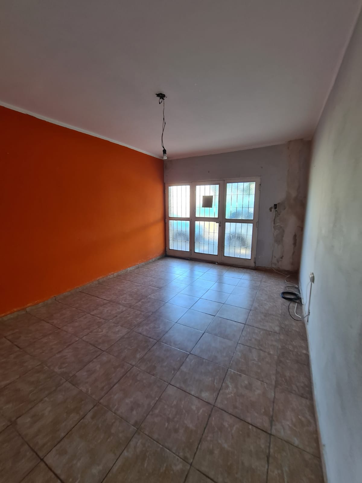 CASA EN VENTA 2 DOR SUQUIA 329  BARRIO SAN MARTIN
