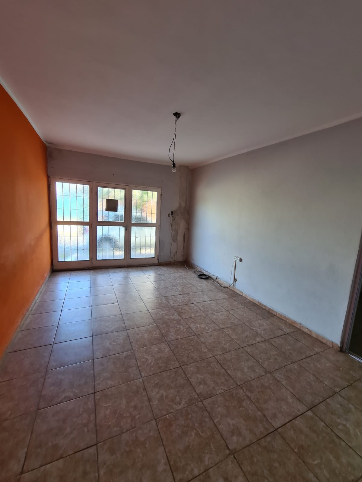 CASA EN VENTA 2 DOR SUQUIA 329  BARRIO SAN MARTIN