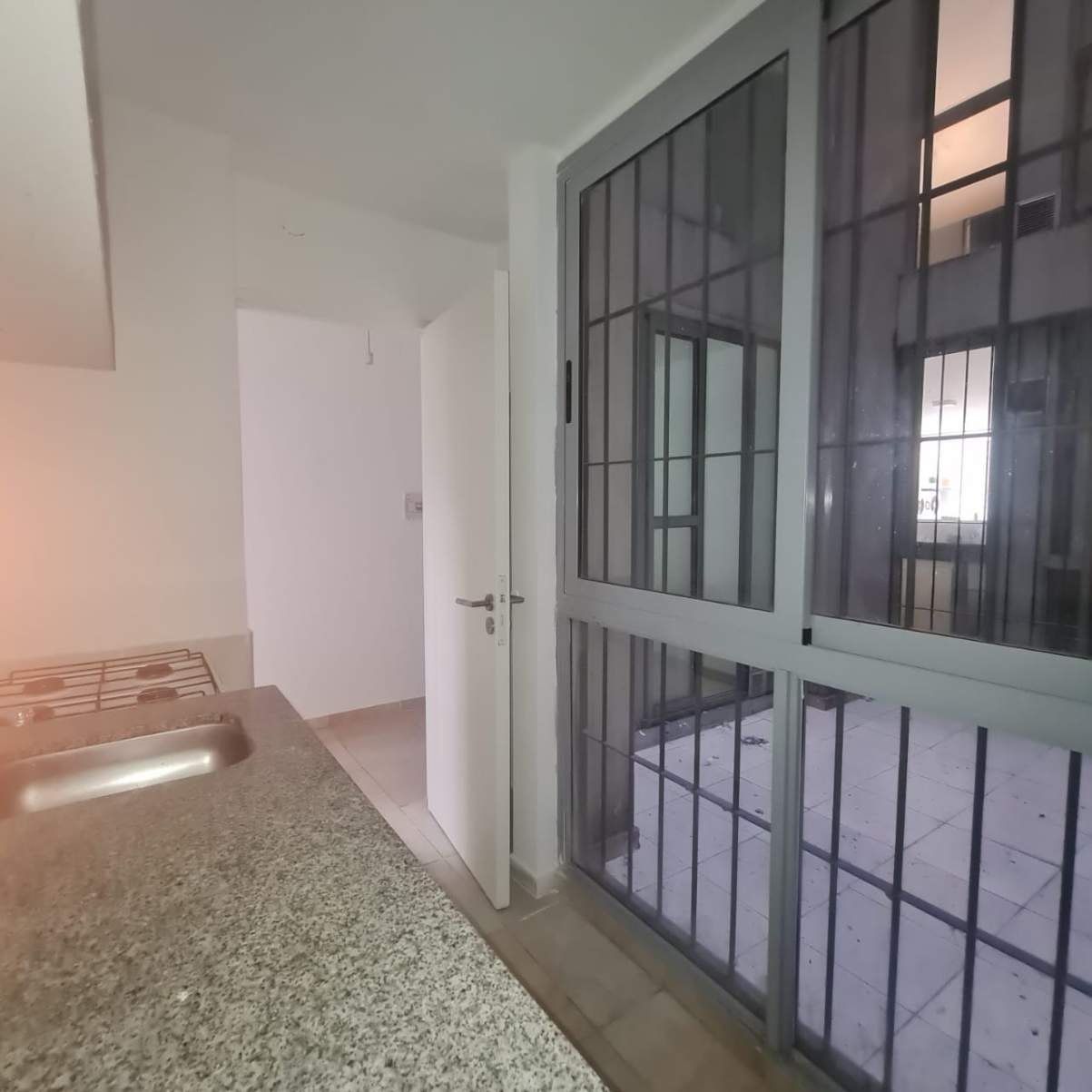 NUEVA CORDOBA ALQUILA DPTO 1 DORM - 3 AMBIENTES