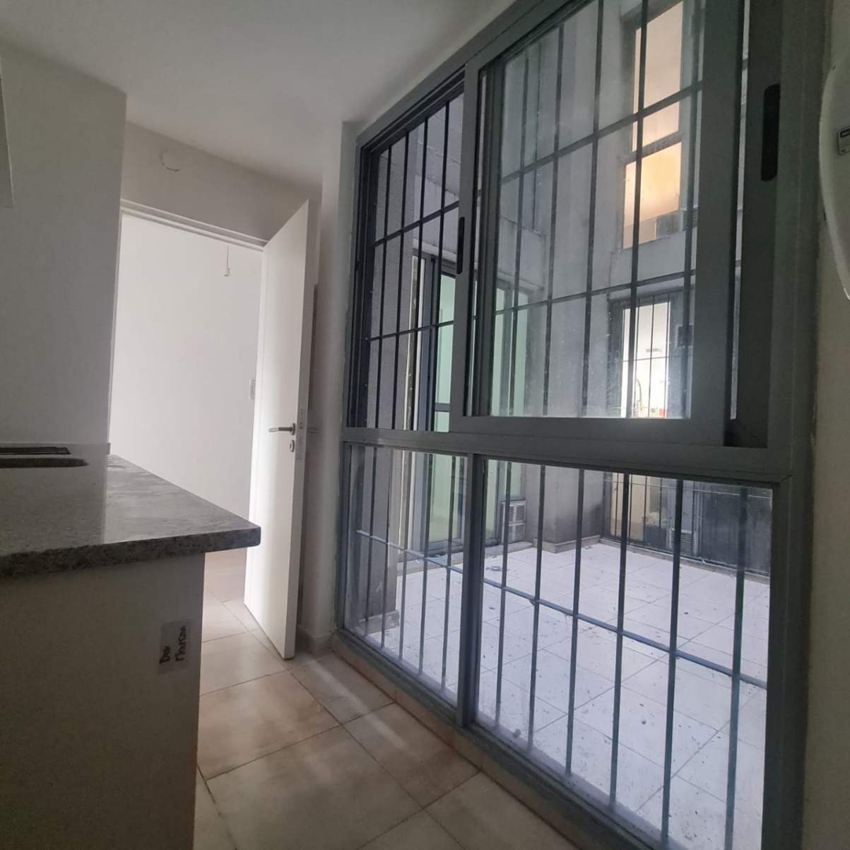 NUEVA CORDOBA ALQUILA DPTO 1 DORM - 3 AMBIENTES
